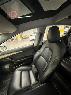 تسلا موديل 3